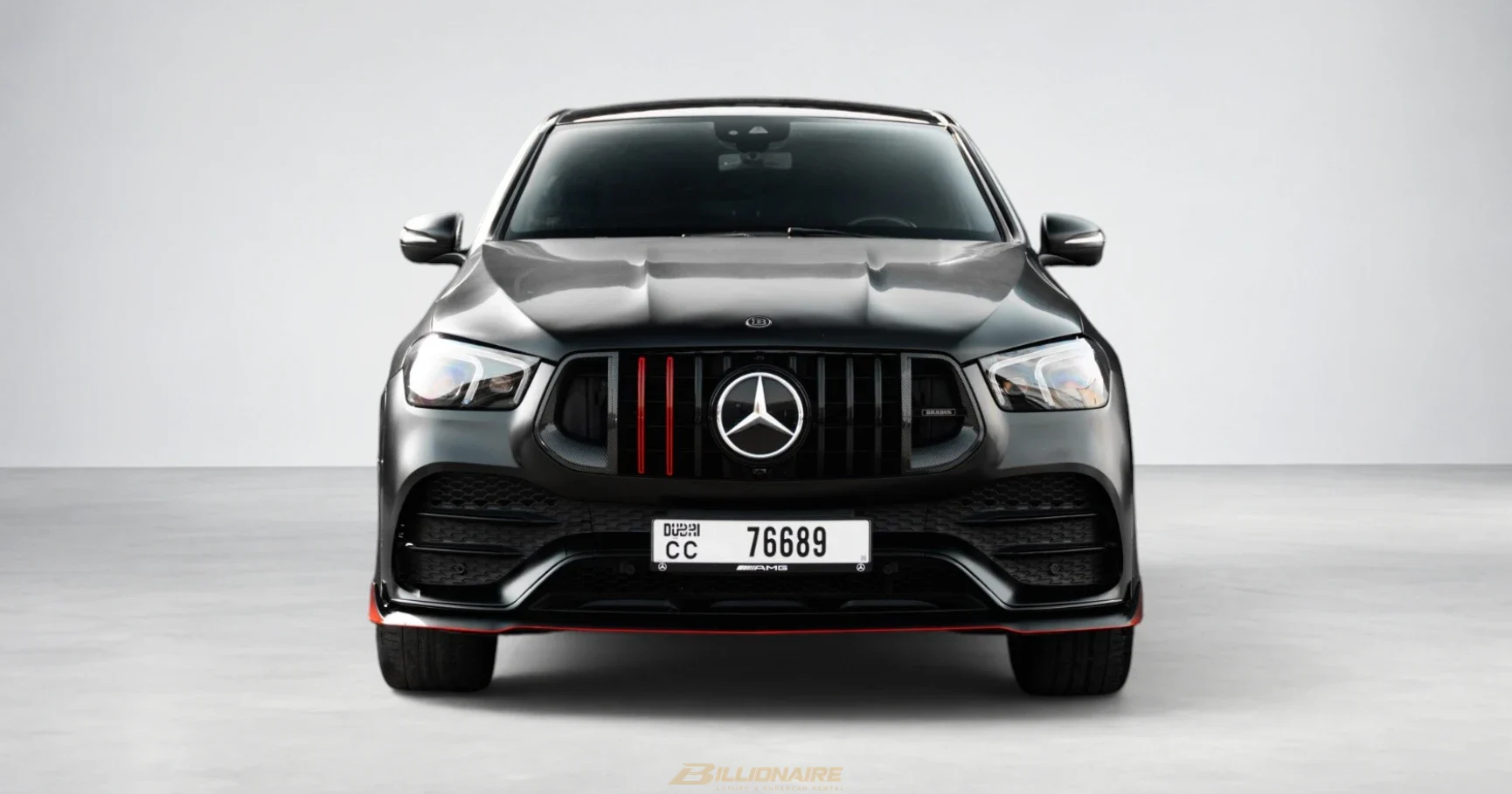 Mercedes-AMG GLE 53 Coupe Matte Black en alquiler en Dubái – foto 3