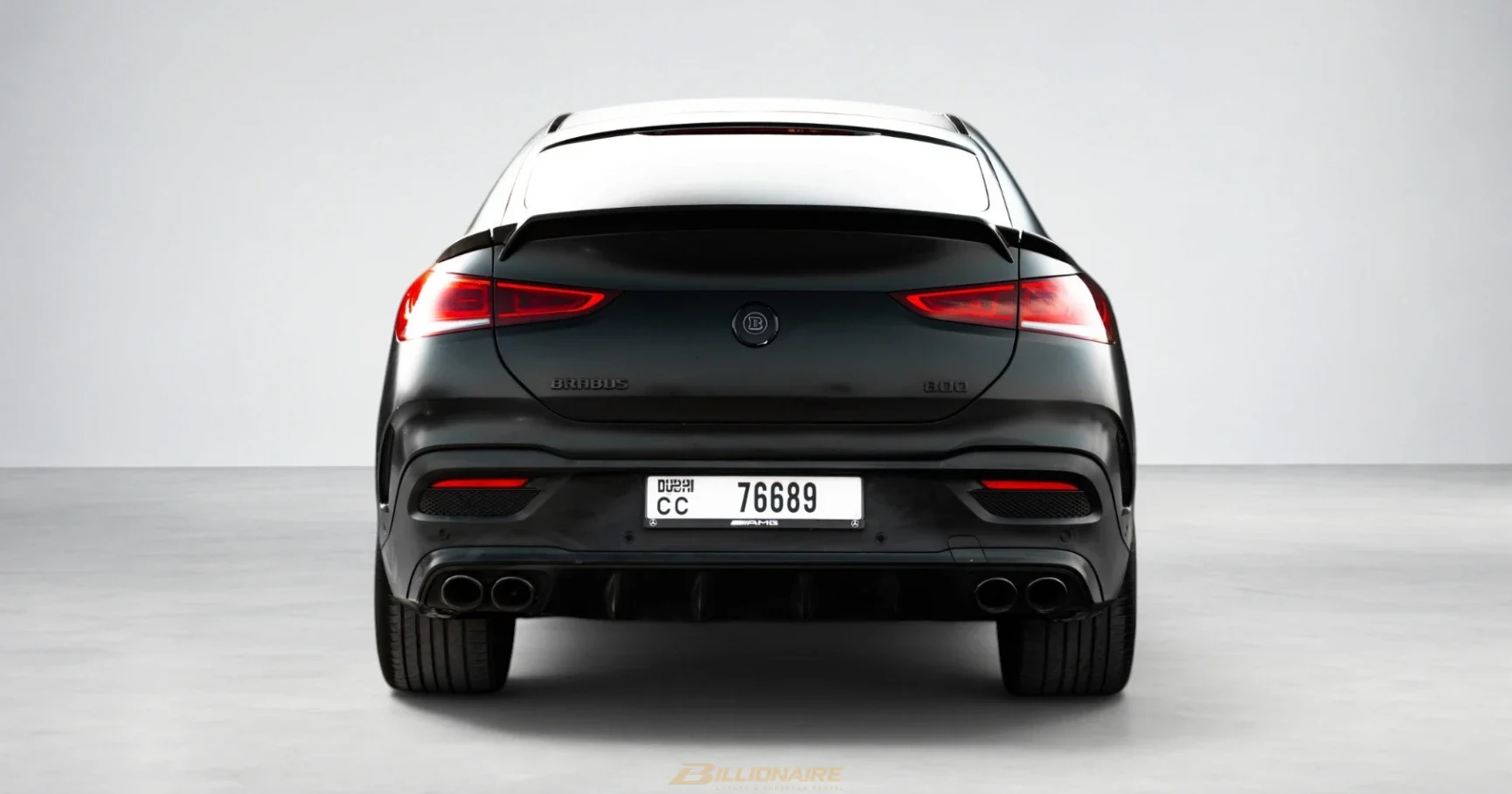 Mercedes-AMG GLE 53 Coupe Matte Black en alquiler en Dubái – foto 5
