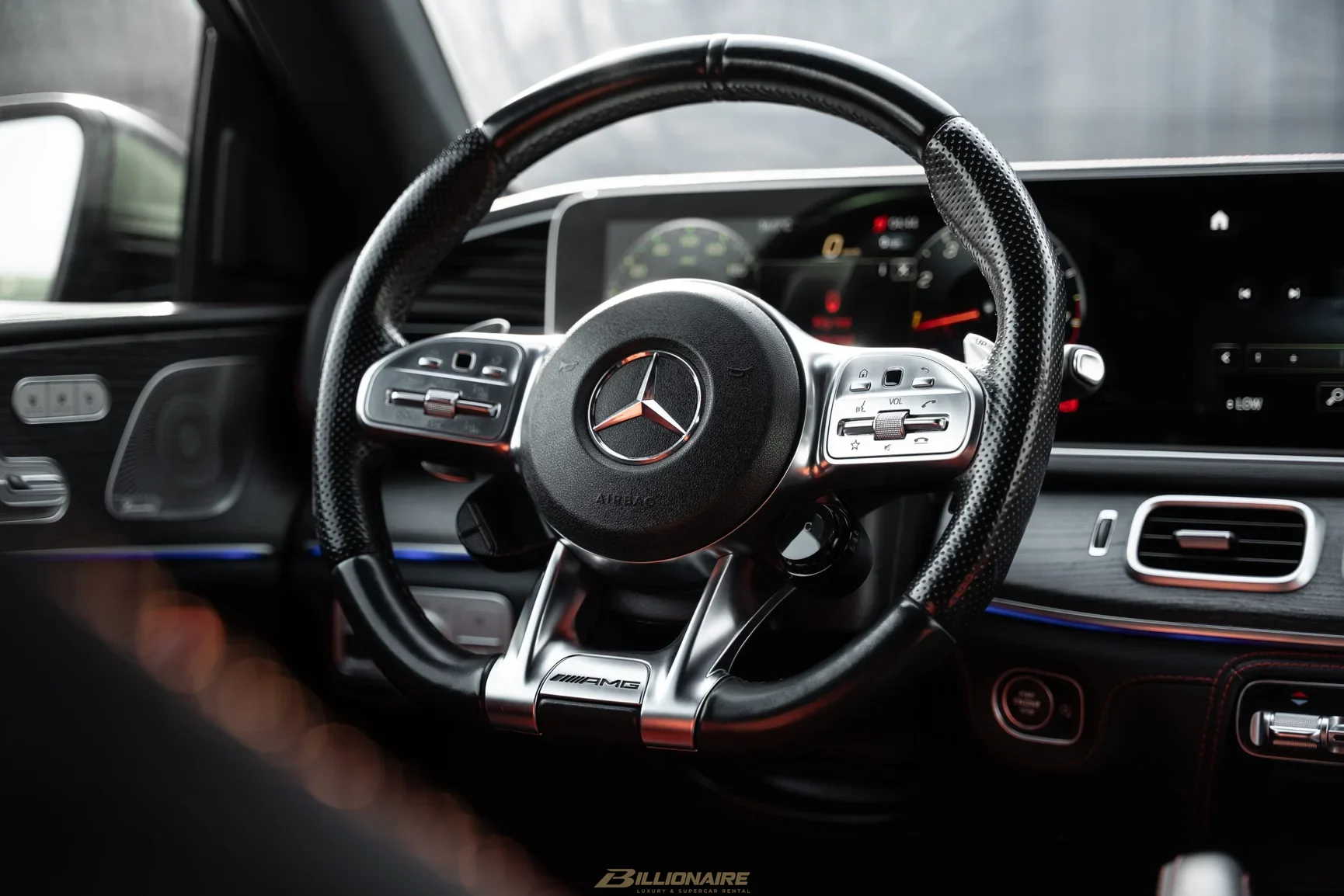Mercedes-AMG GLE 53 Coupe Matte Black en alquiler en Dubái – foto 7
