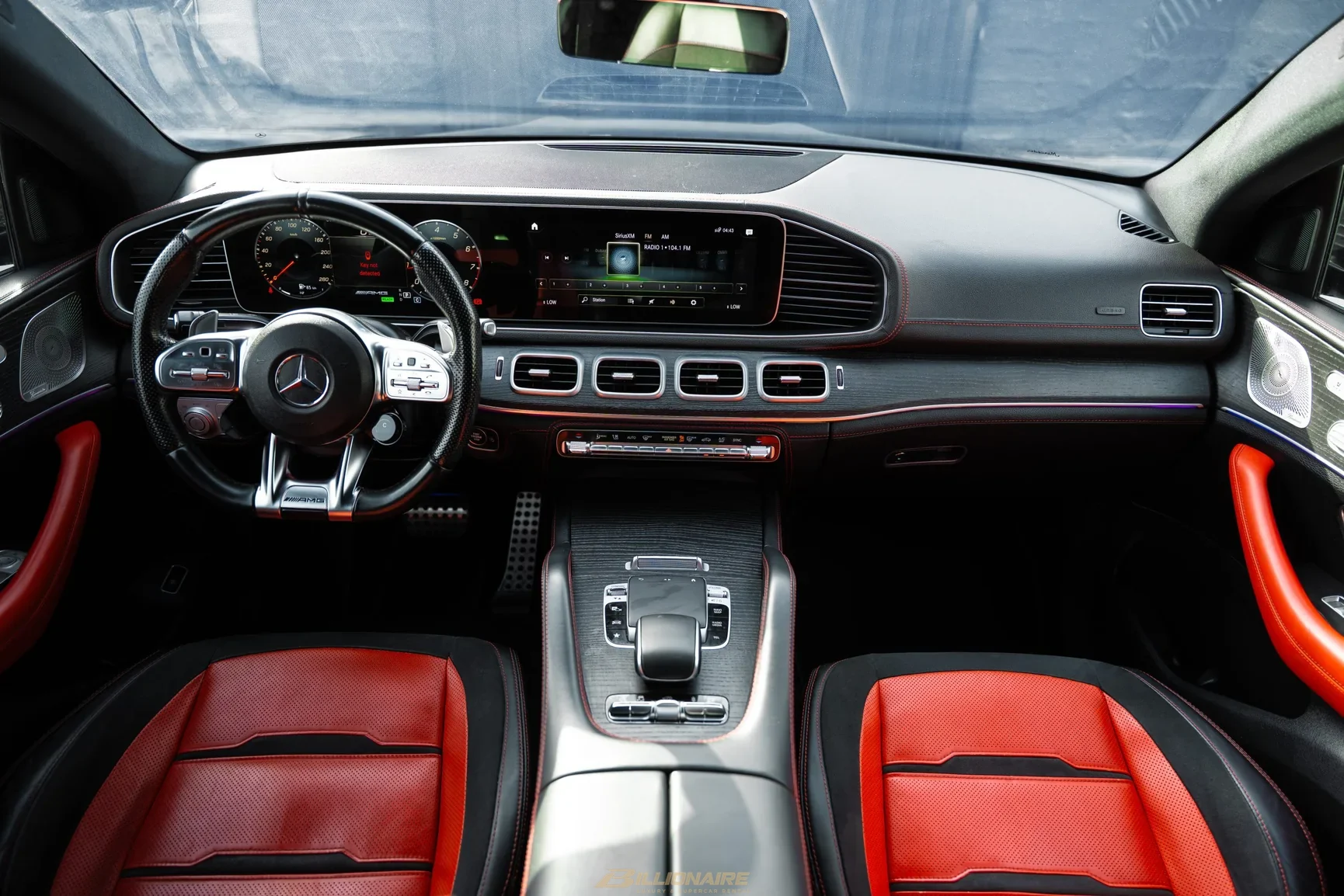 Mercedes-AMG GLE 53 Coupe Matte Black en alquiler en Dubái – foto 6