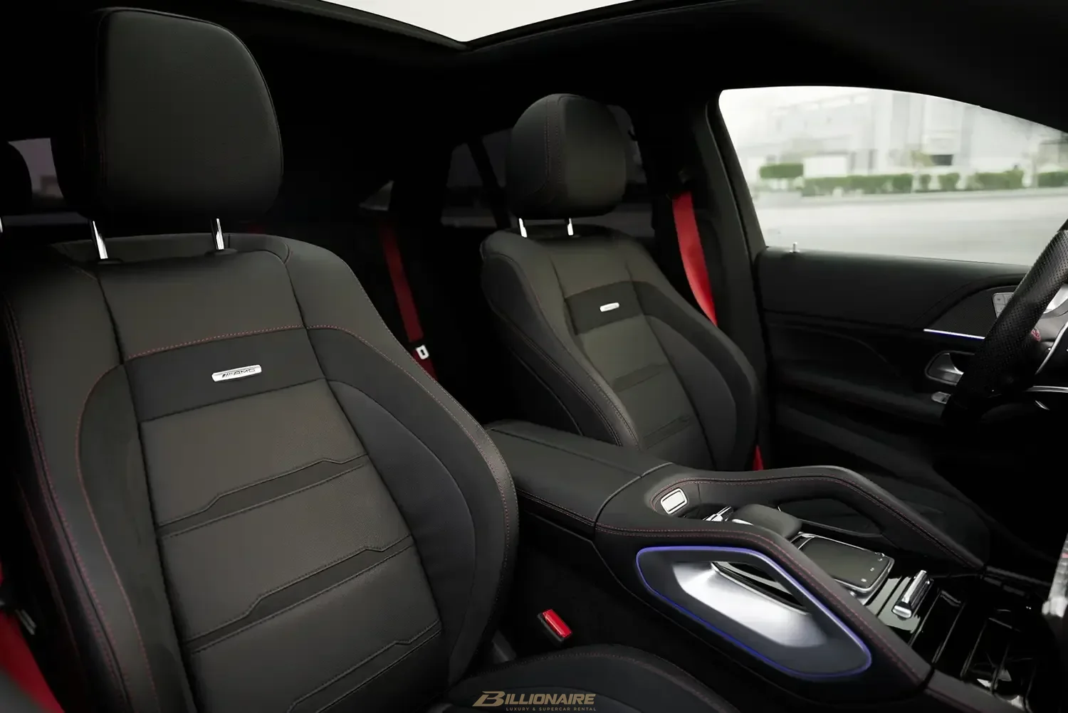 Mercedes-AMG GLE 53 Coupe Black en alquiler en Dubái – foto 7