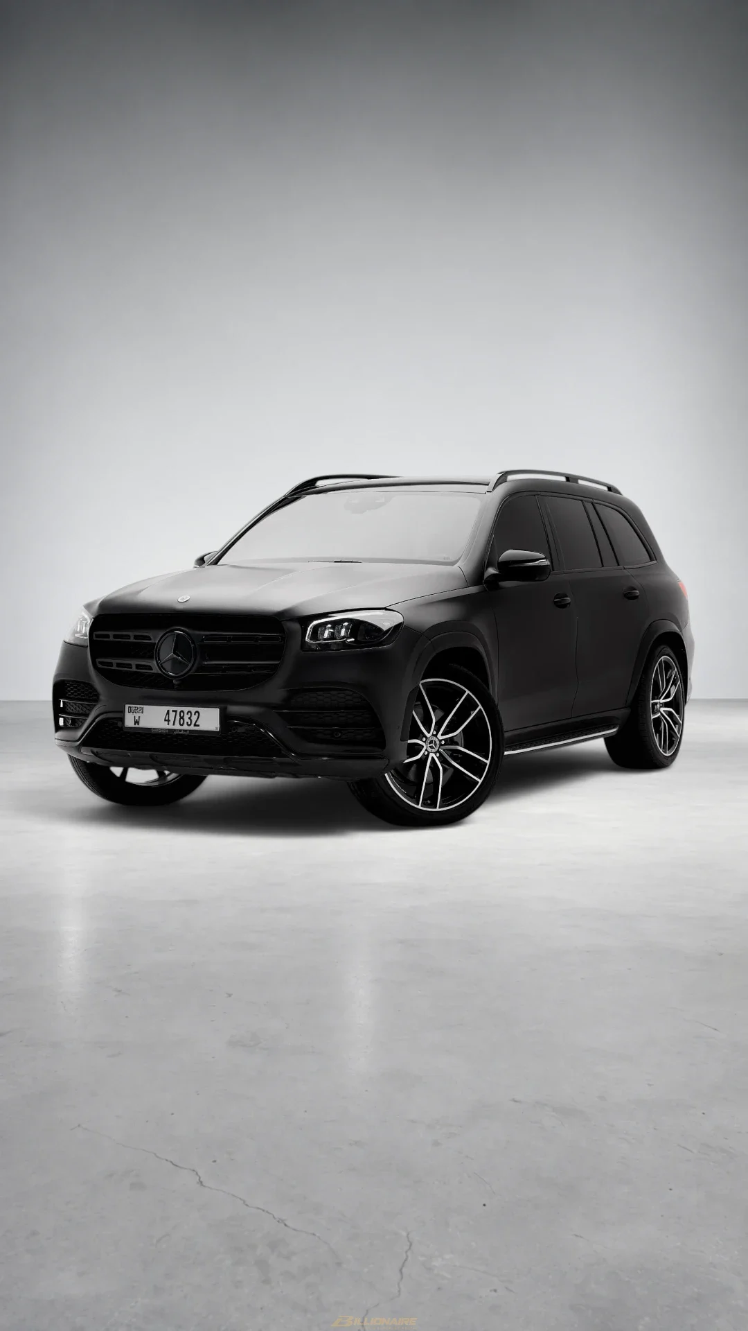 Mercedes-Benz GLS 450 Black в аренду в Дубае