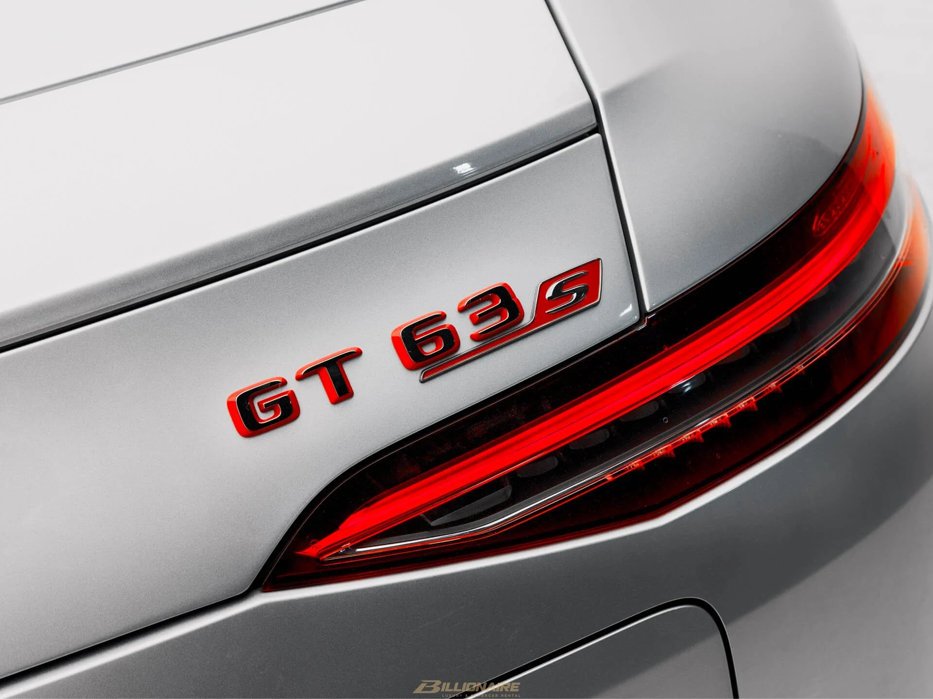 Mercedes-AMG GT 63 S E-Performance Silver à louer à Dubaï – photo 8