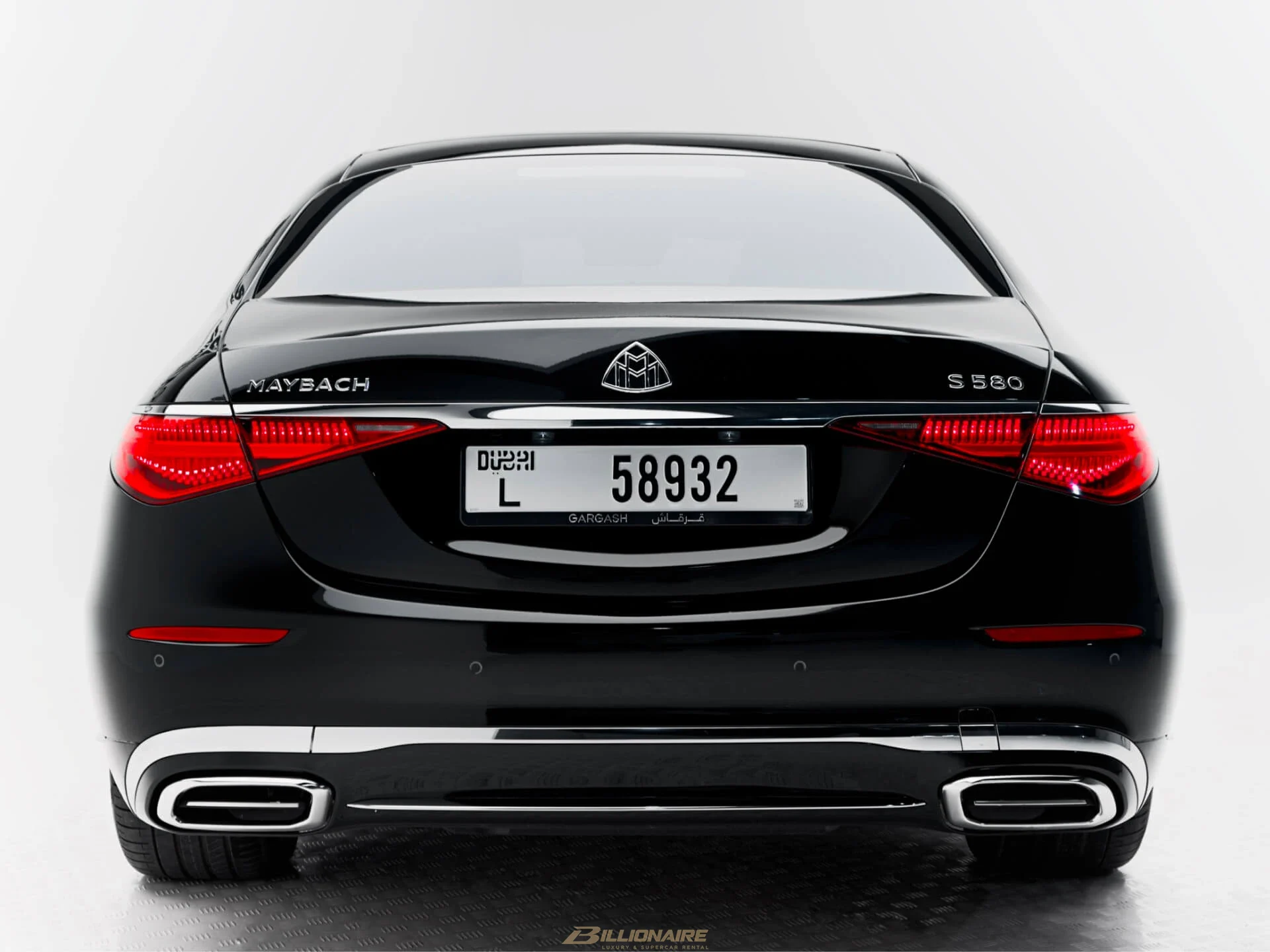 Mercedes-Maybach S580 Obsidian Black View 3
