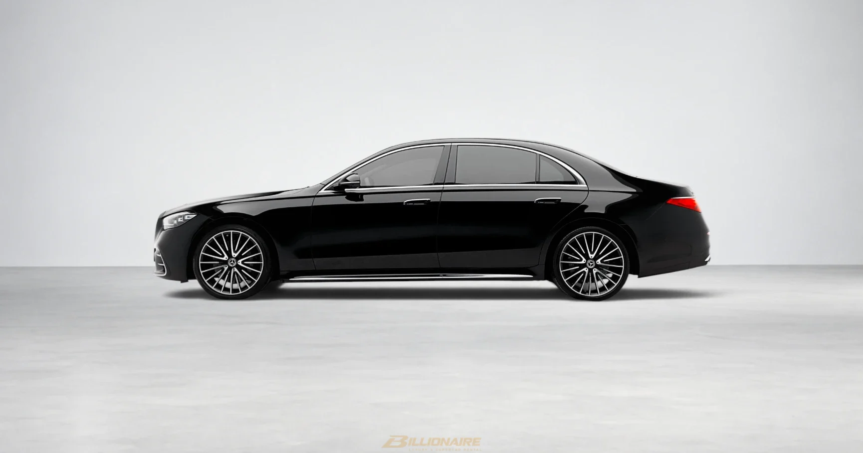 Mercedes-Benz S500 Obsidian Black en alquiler en Dubái – foto 4