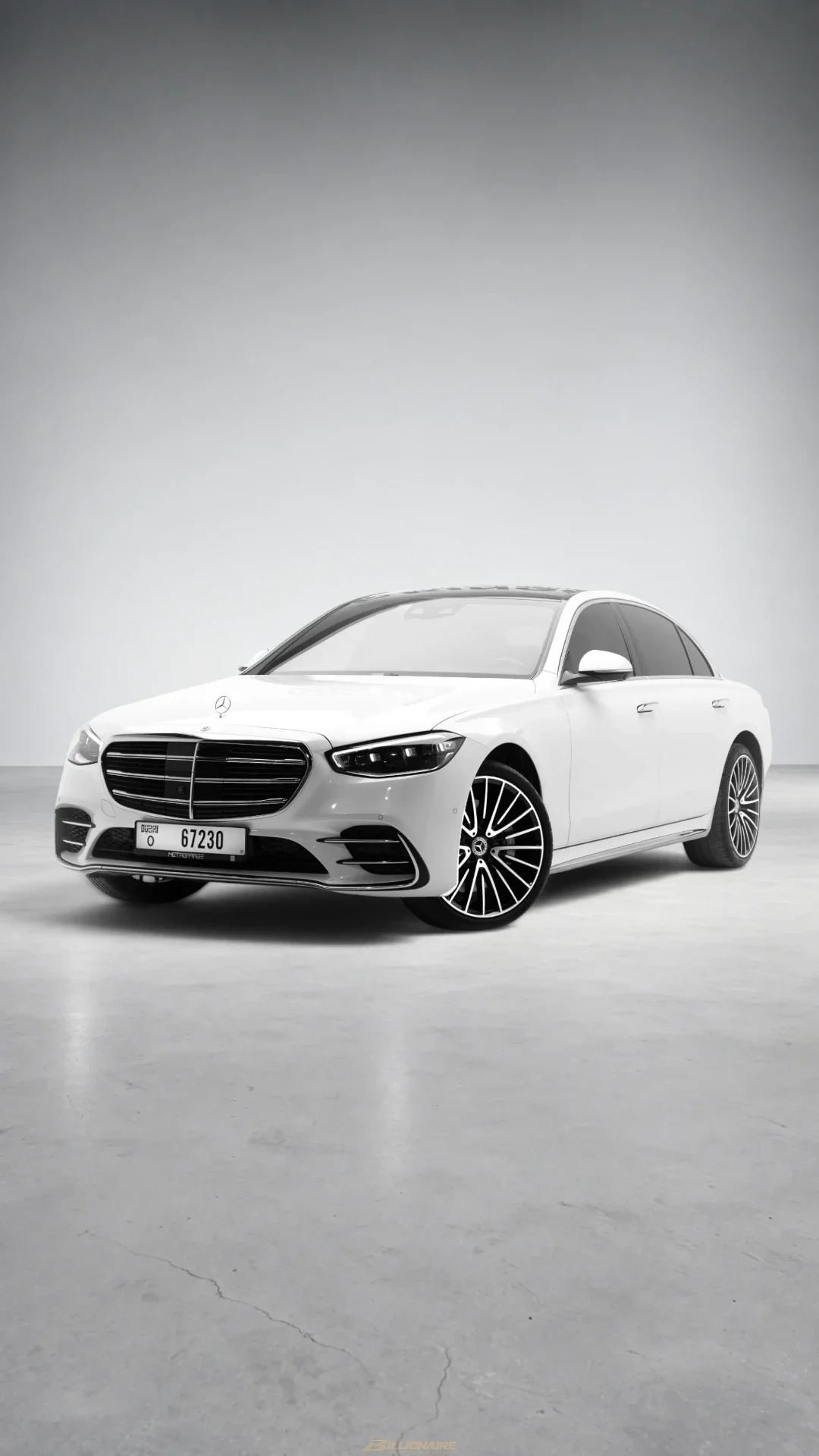Mercedes-Benz S580 Diamond White в аренду в Дубае
