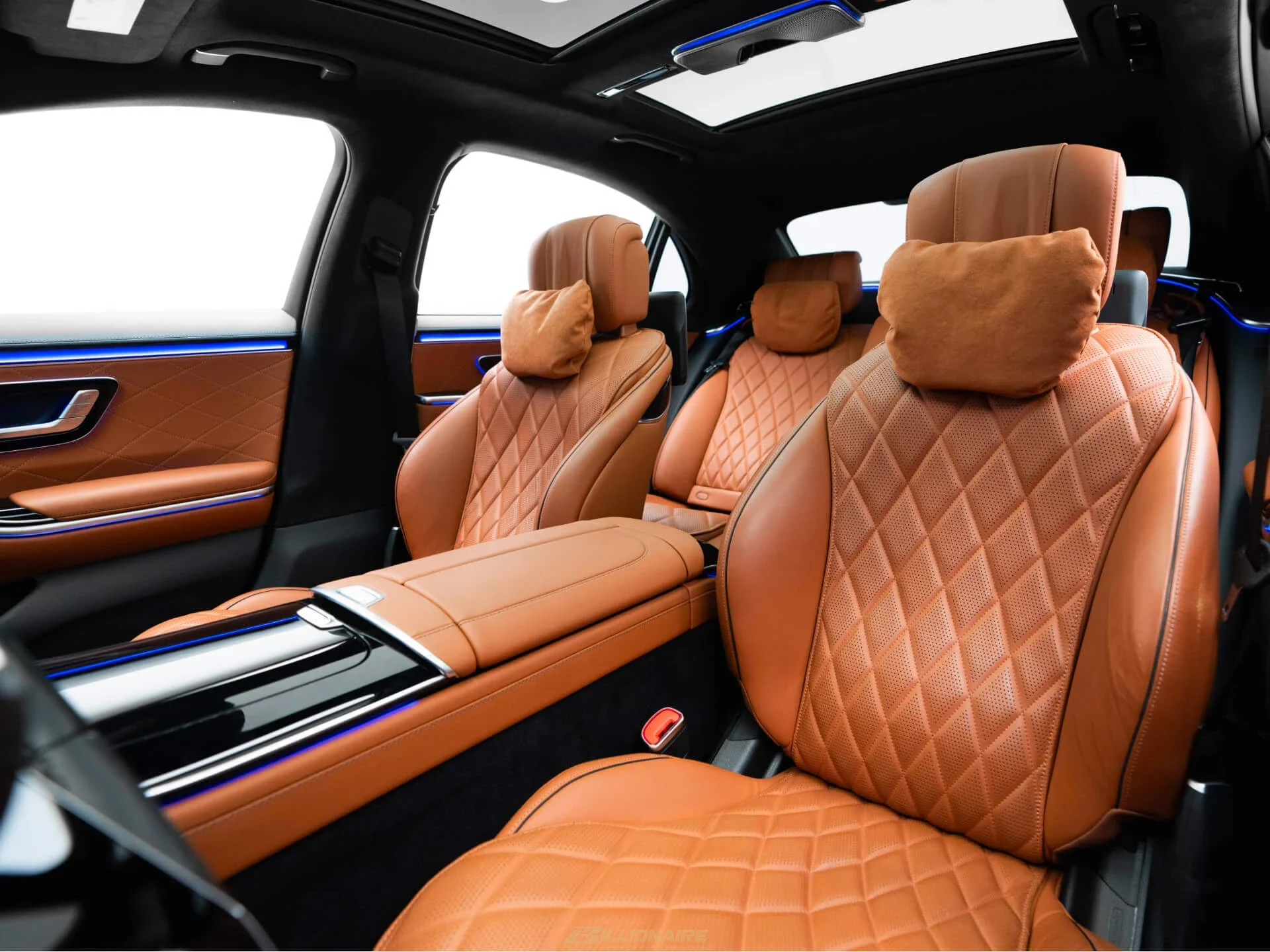 Mercedes-Benz S580 Diamond White в аренду в Дубае – фото 6