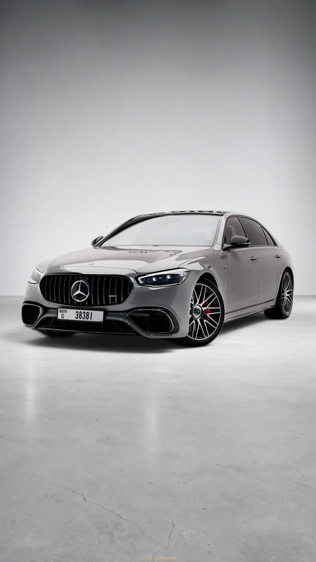 Mercedes-Benz Mercedes-AMG S63 E-Performance Grey в аренду в Дубае