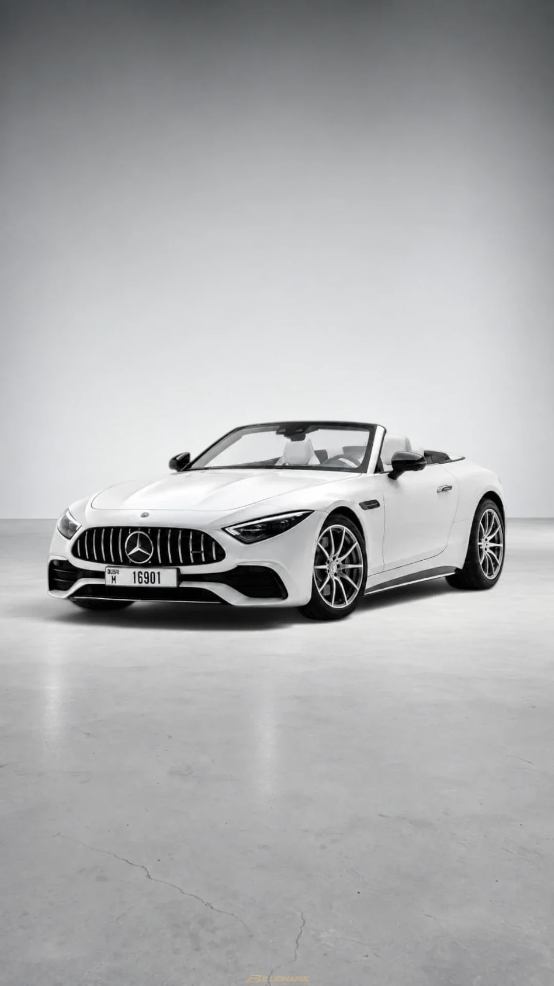 Mercedes-Benz Mercedes-AMG SL 43 Roadster High-Tech Silver в аренду в Дубае