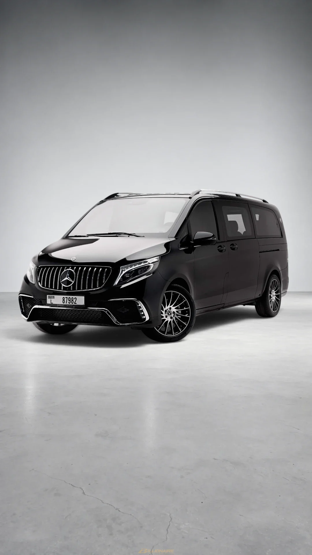 Mercedes-Benz V-Class Falcon Edition VIP Jet Van в аренду в Дубае