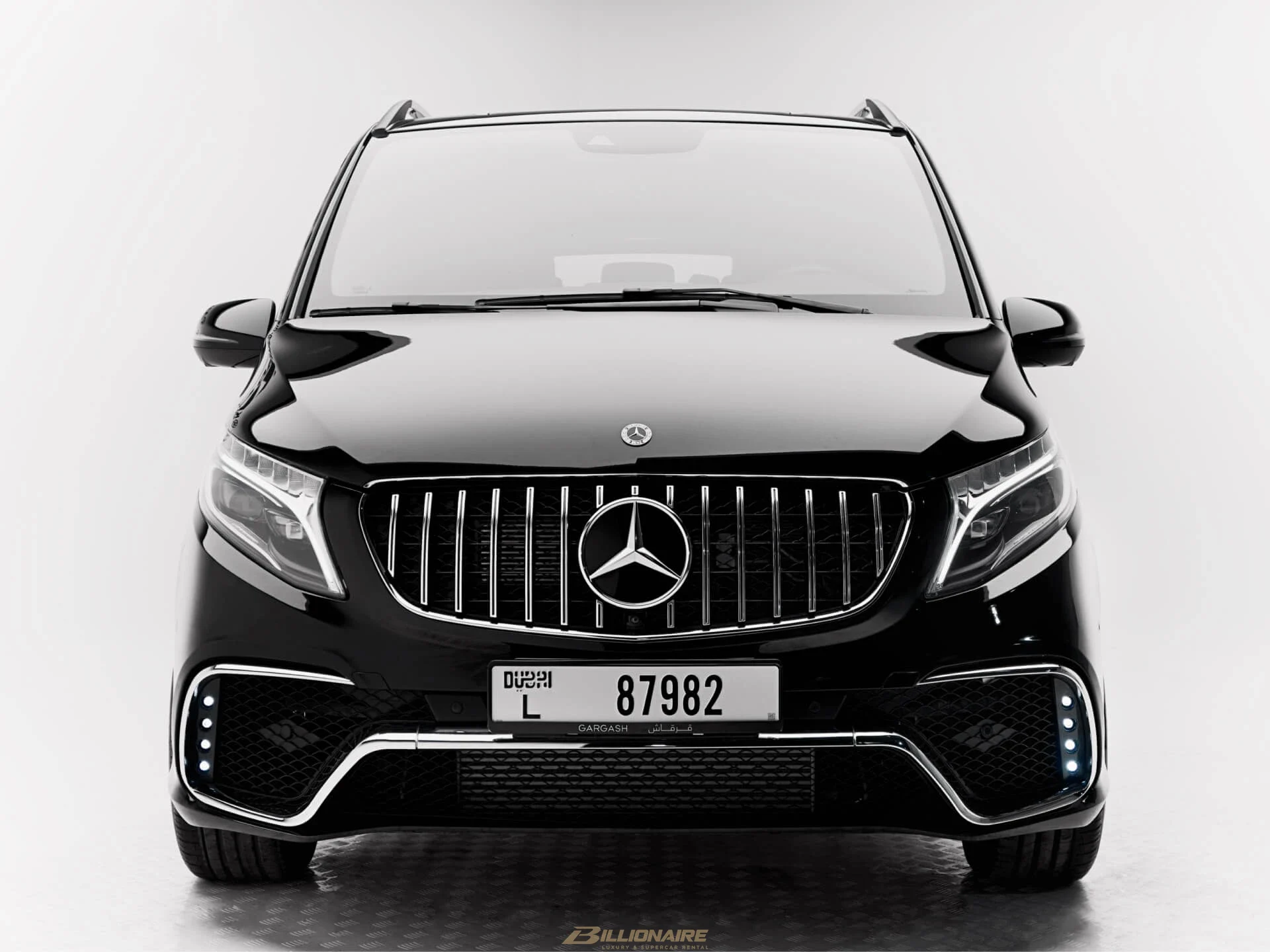 Mercedes-Benz V-Class Falcon Edition VIP Jet Van à louer à Dubaï – photo 15
