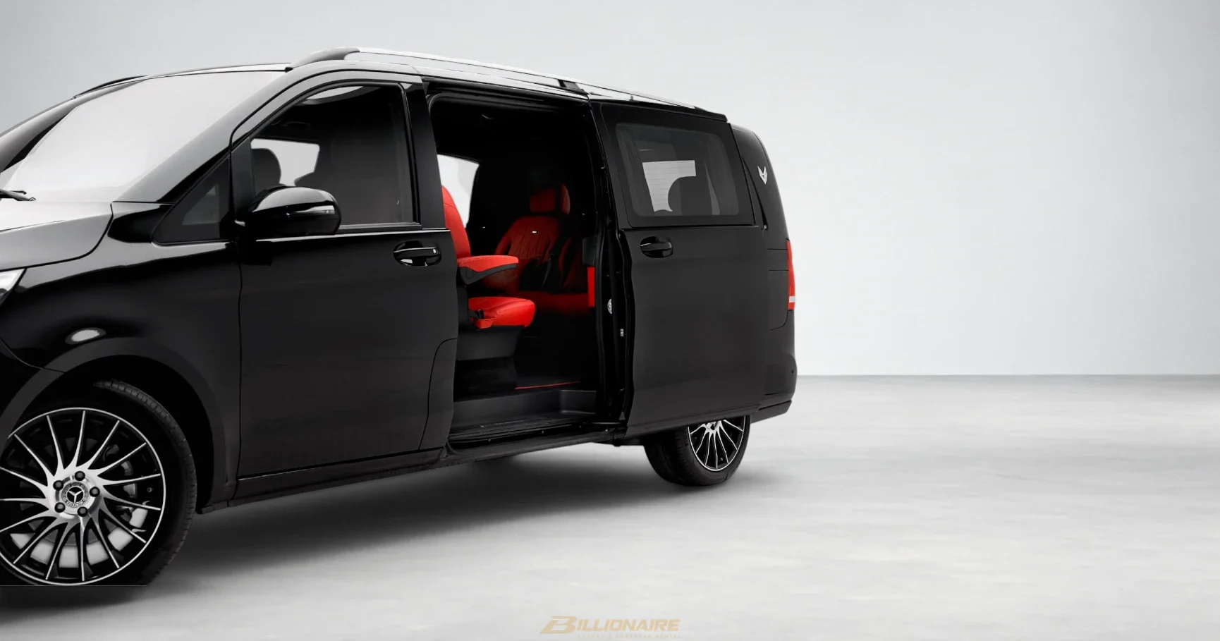 Mercedes-Benz V-Class Falcon Edition VIP Jet Van à louer à Dubaï – photo 4