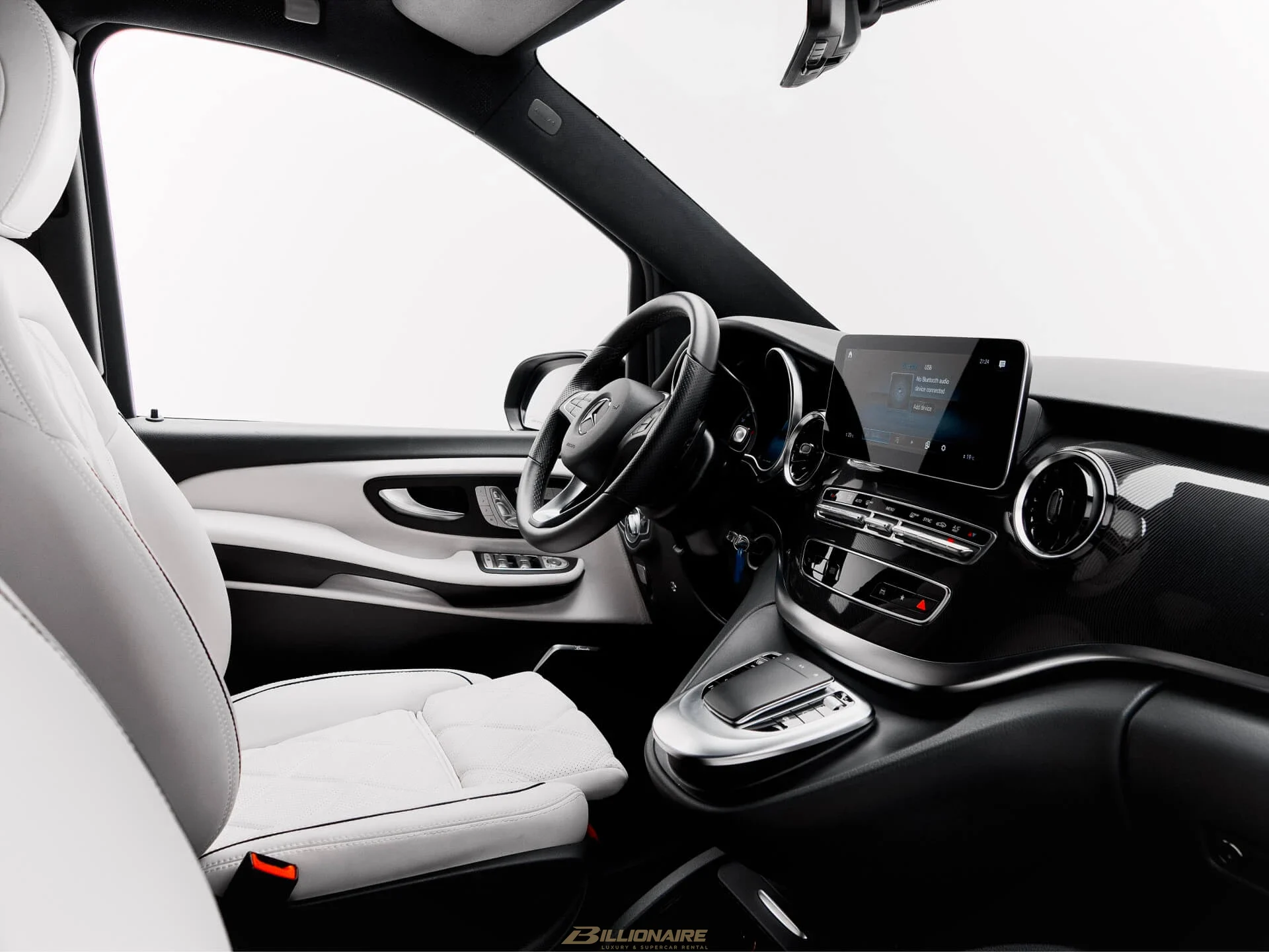 مرسيدس-بنز V250 مايباخ VIP جيت فان للإيجار في دبي – صورة 11
