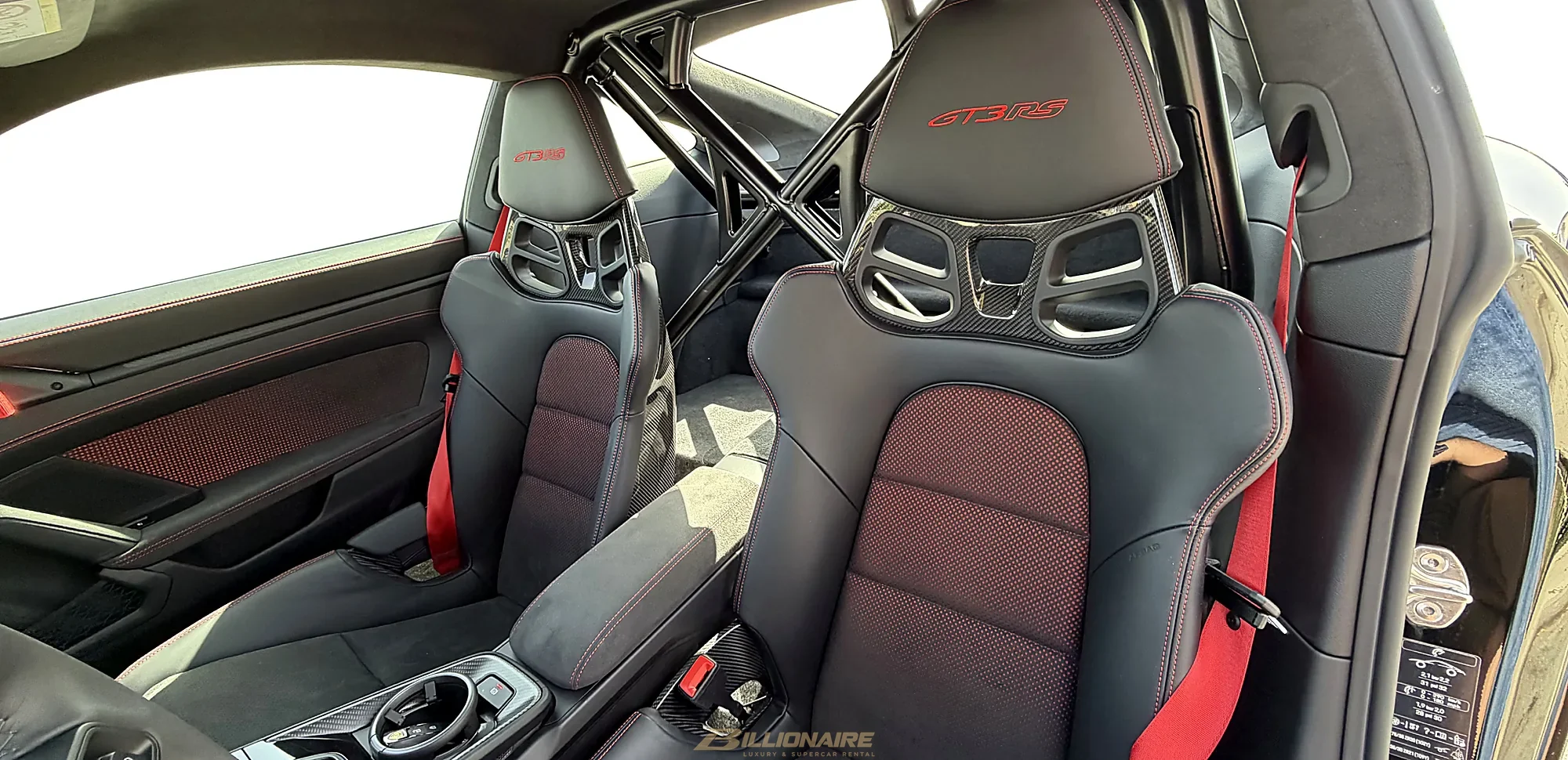 Porsche 911 GT3 RS Black в аренду в Дубае – фото 7