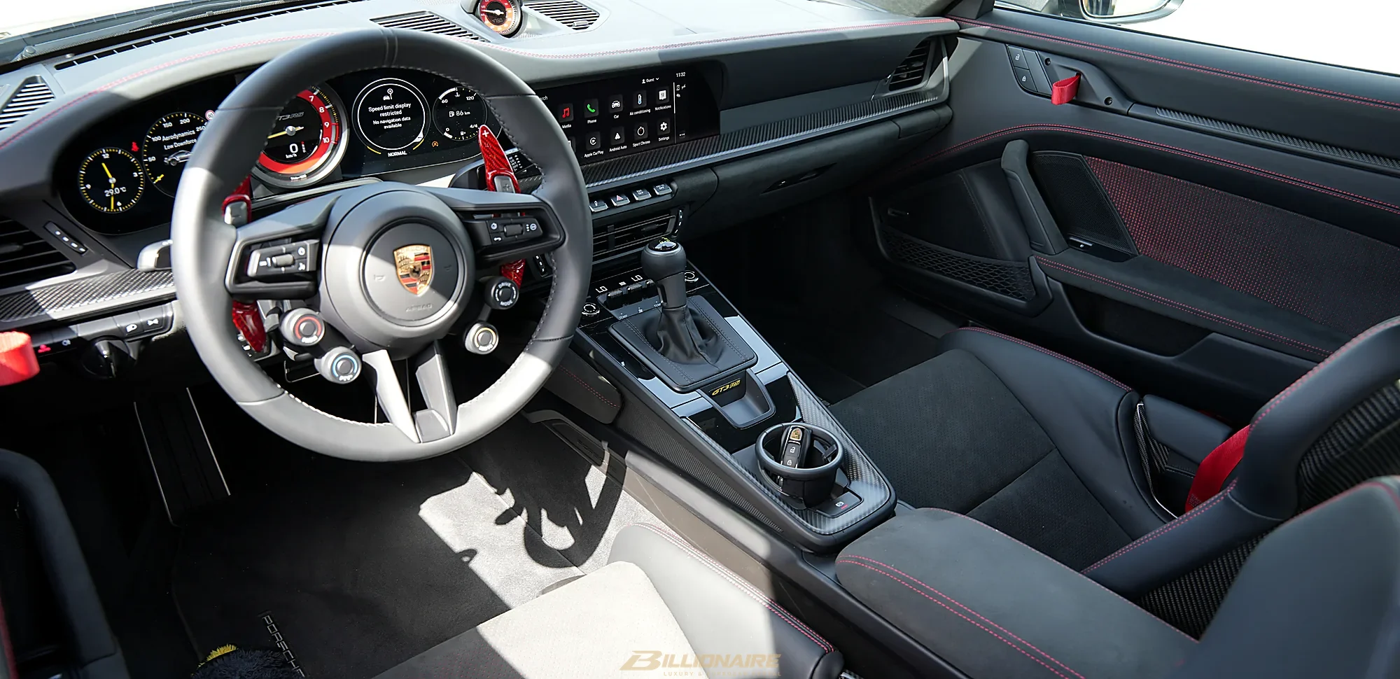 Porsche 911 GT3 RS Black в аренду в Дубае – фото 6