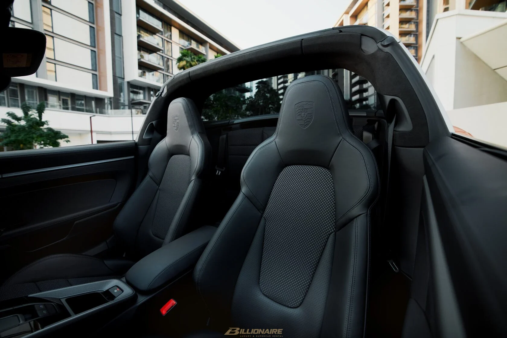 Porsche 911 Targa 4S Crayon Grey Interior