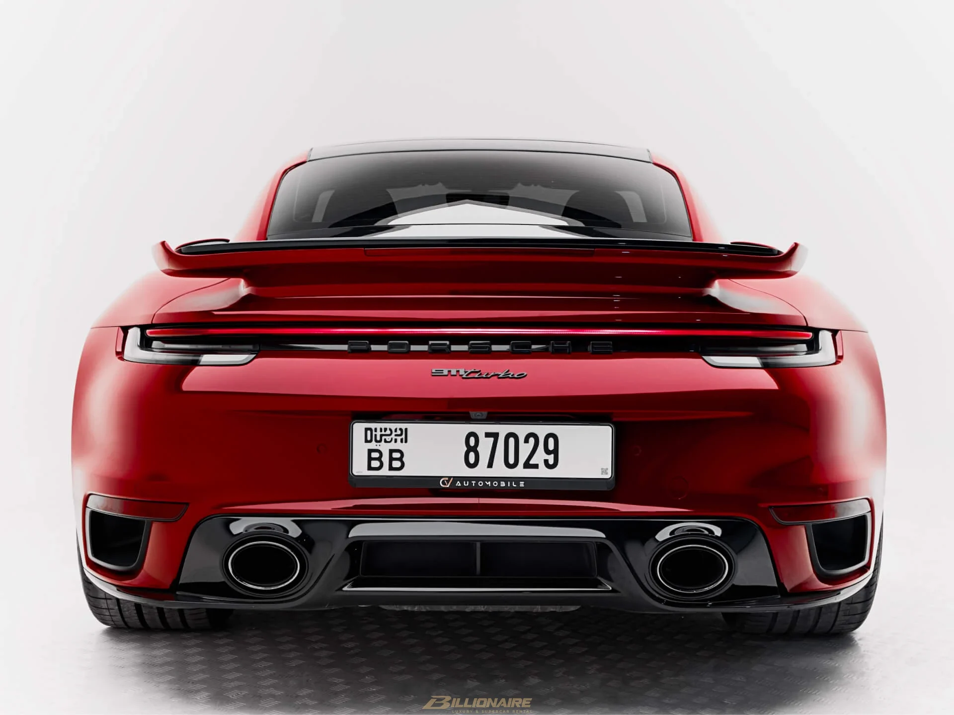 Porsche 911 Turbo Guards Red в аренду в Дубае – фото 3