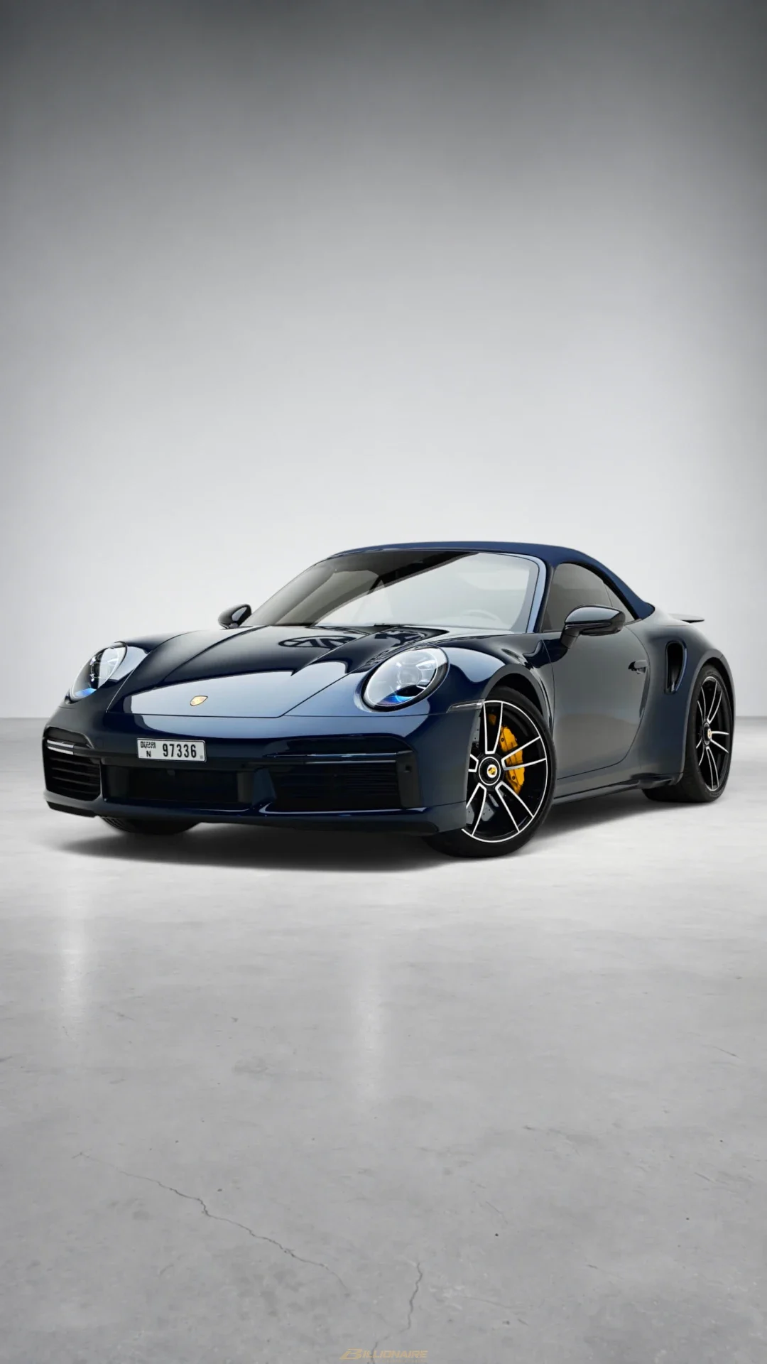 Porsche 911 Turbo S Cabriolet Arctic Blue в аренду в Дубае
