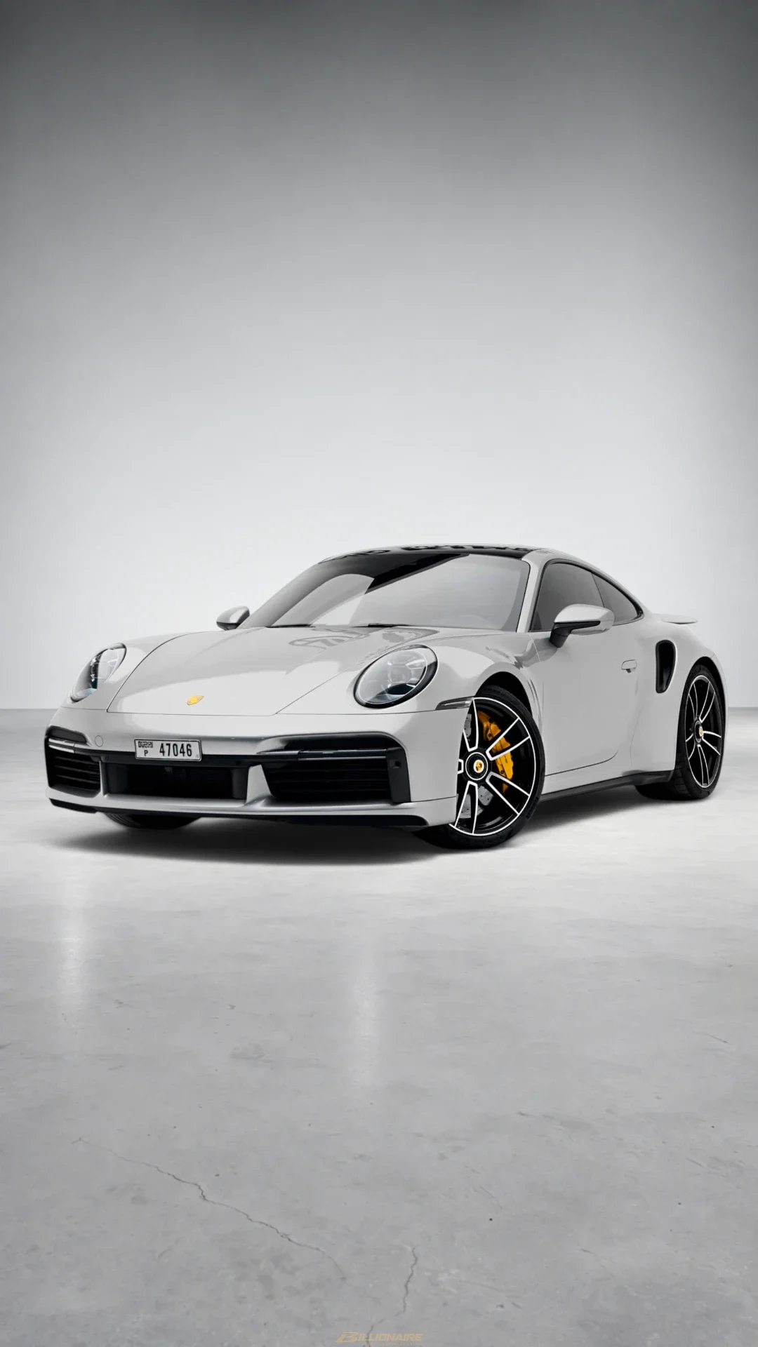 Porsche 911 Turbo S Pure White в аренду в Дубае