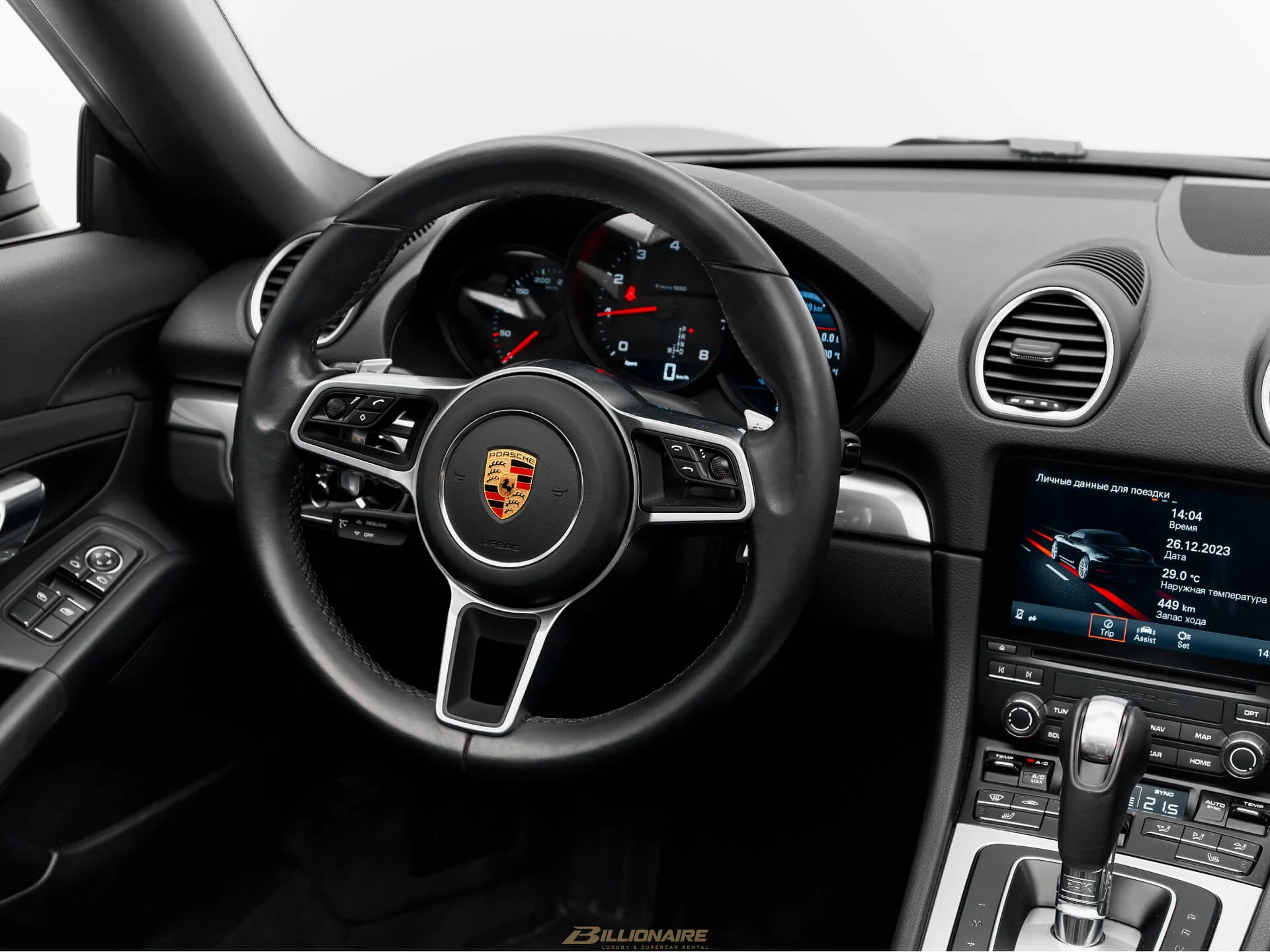 Porsche 718 Boxster Black mieten in Dubai – Foto 5