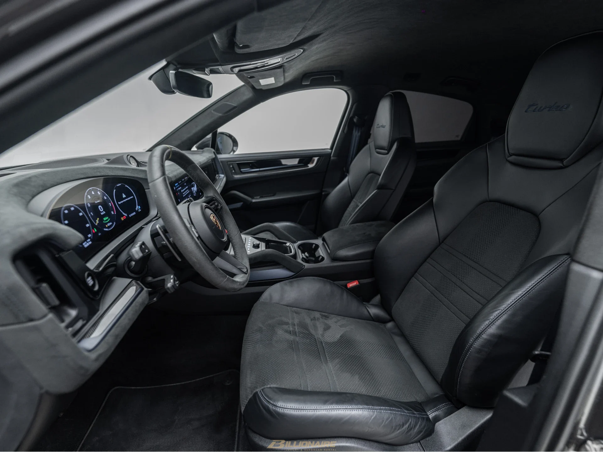 Porsche Cayenne Turbo E-Hybrid Chromite Black Interior