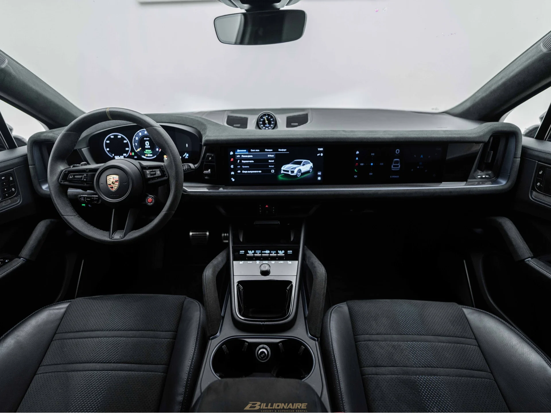 Porsche Cayenne Turbo E-Hybrid Chromite Black Interior