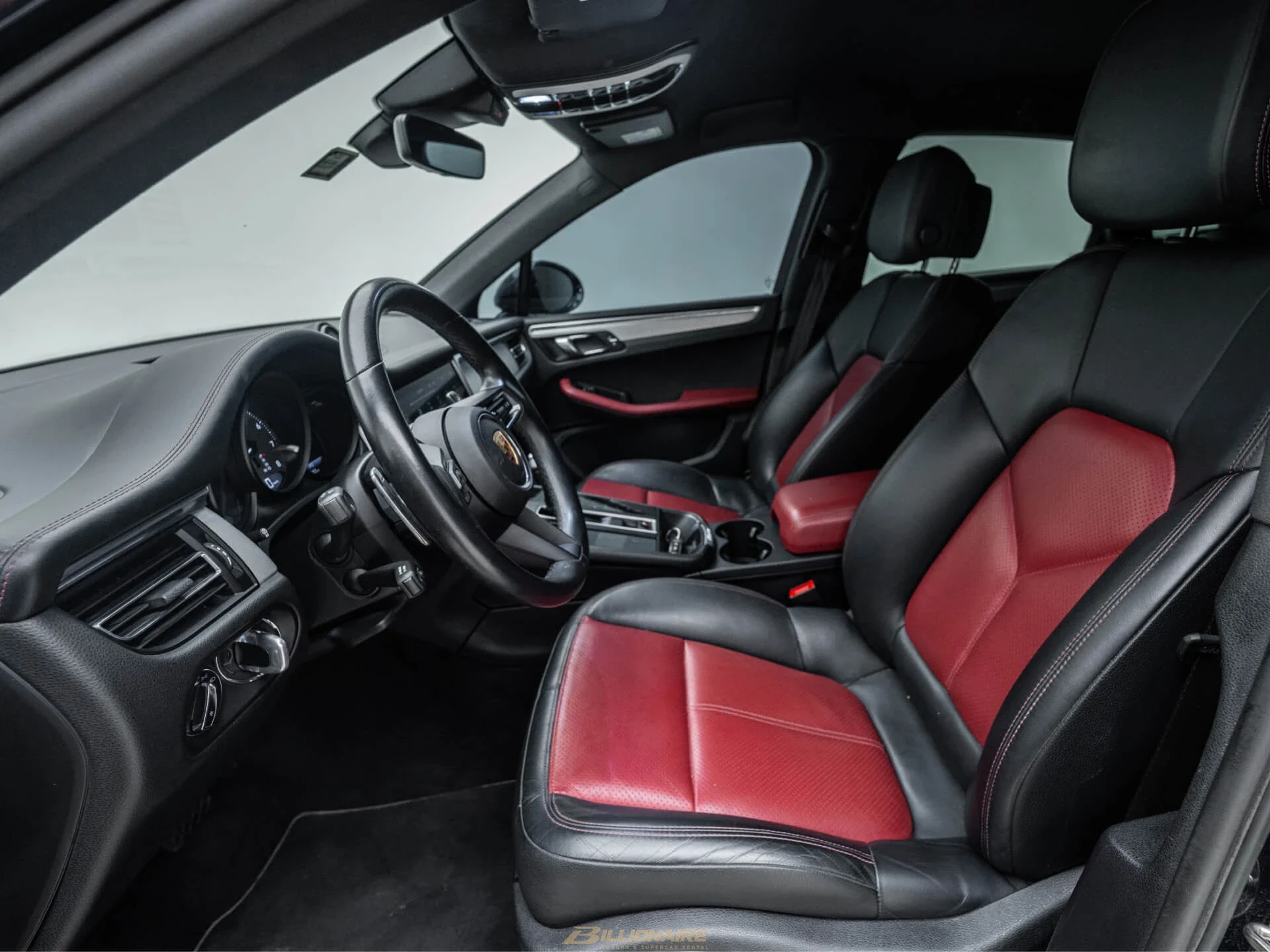 اجاره Porsche Macan S Gentian Blue در دبی – تصویر 8