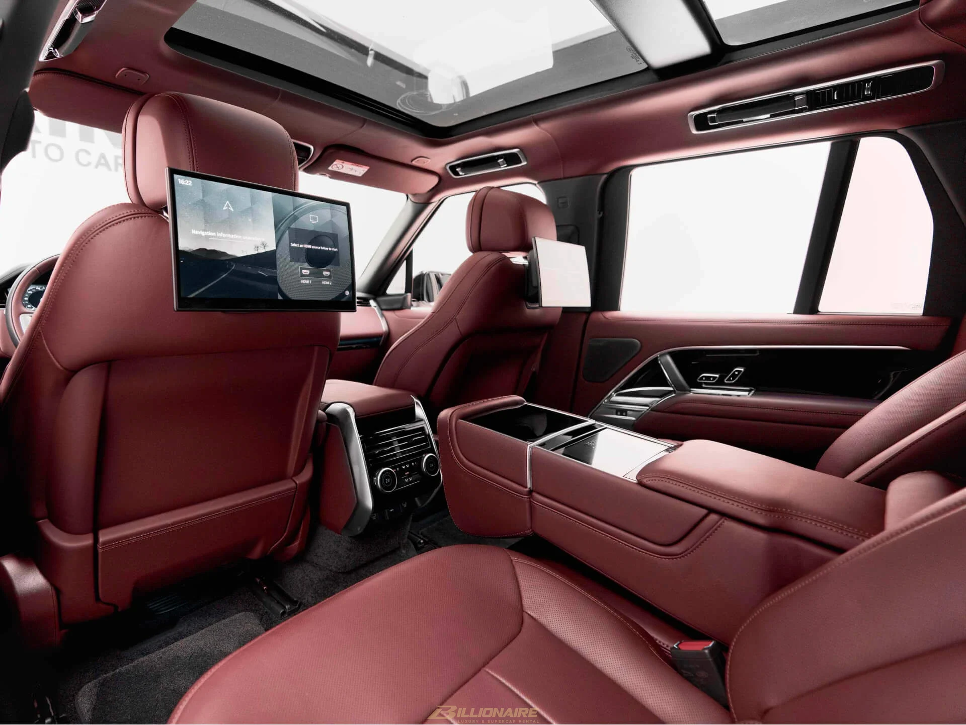 اجاره Range Rover Autobiography Pearl White در دبی – تصویر 5