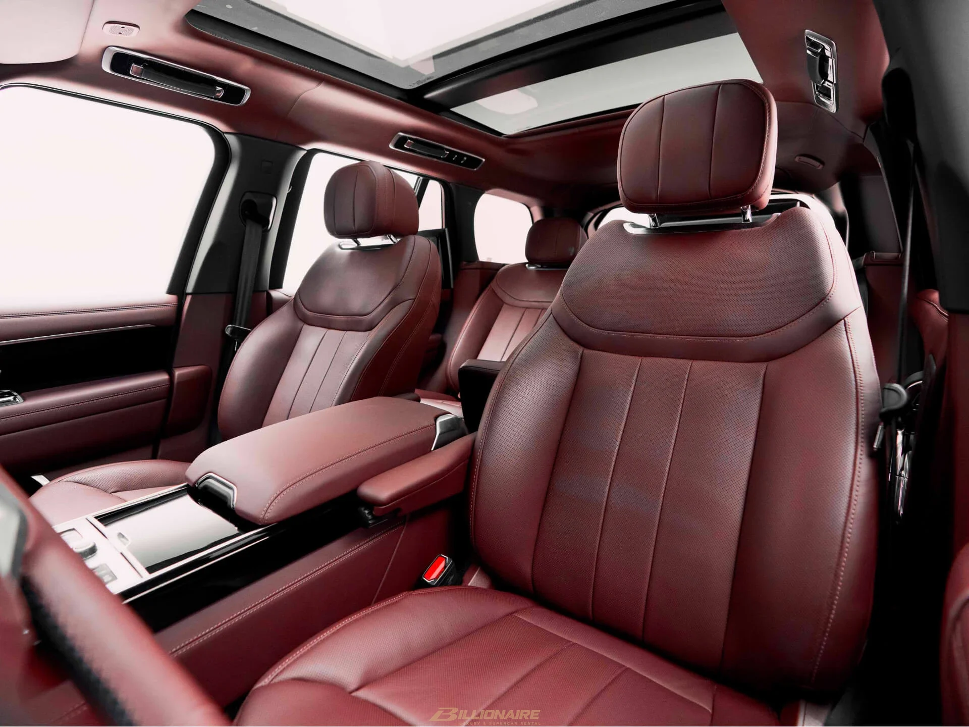 اجاره Range Rover Autobiography Pearl White در دبی – تصویر 6
