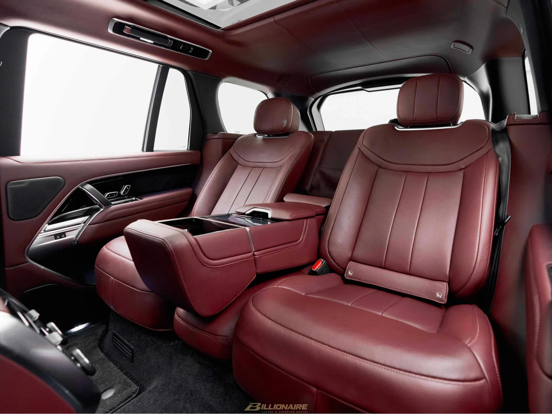 اجاره Range Rover Autobiography Pearl White در دبی – تصویر 7