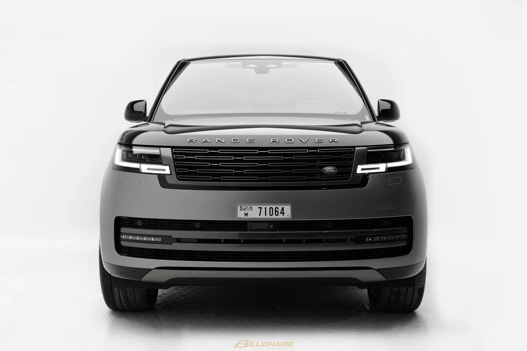 Dubai'de kiralık Range Rover Vogue Charente Grey (Ebony Interior) – fotoğraf 2