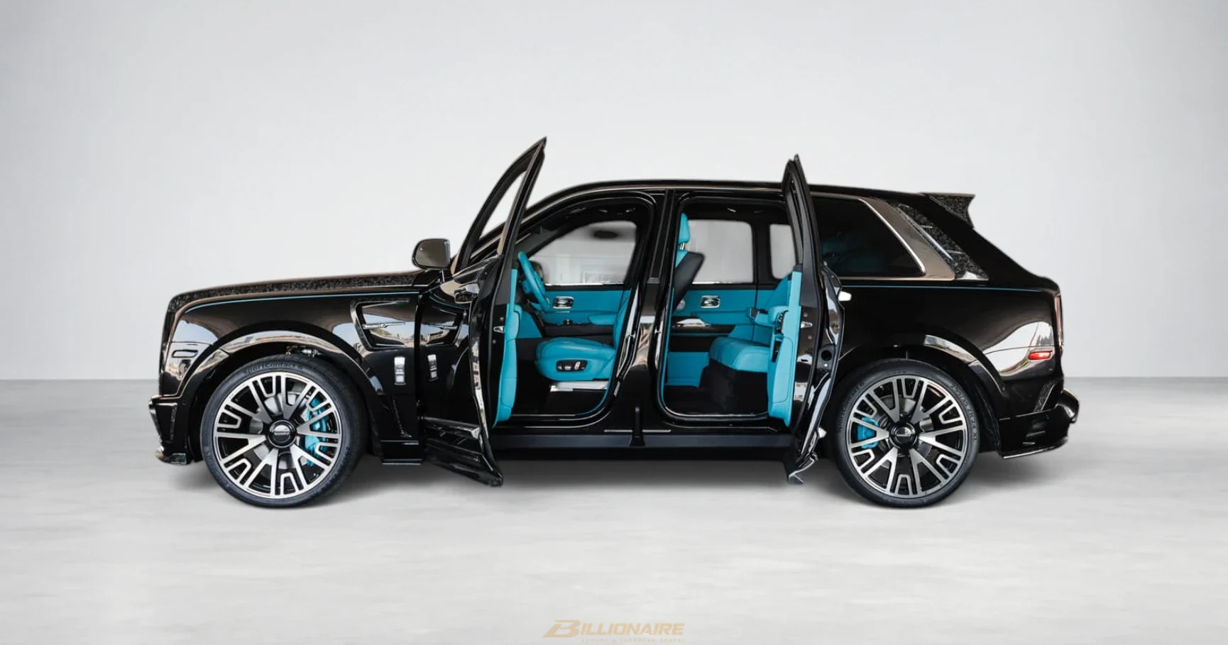 Rolls-Royce Cullinan Mansory Black - View 3