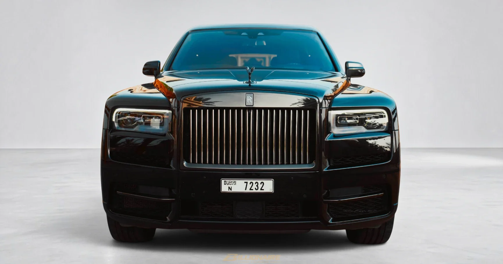 اجاره Rolls-Royce Cullinan Midnight Sapphire Blue در دبی – تصویر 2