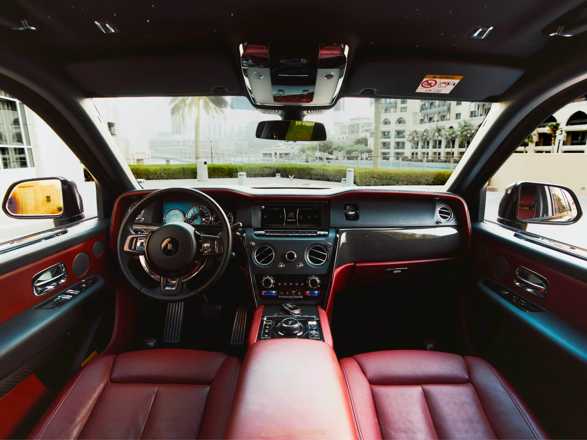 اجاره Rolls-Royce Cullinan Midnight Sapphire Blue در دبی – تصویر 8