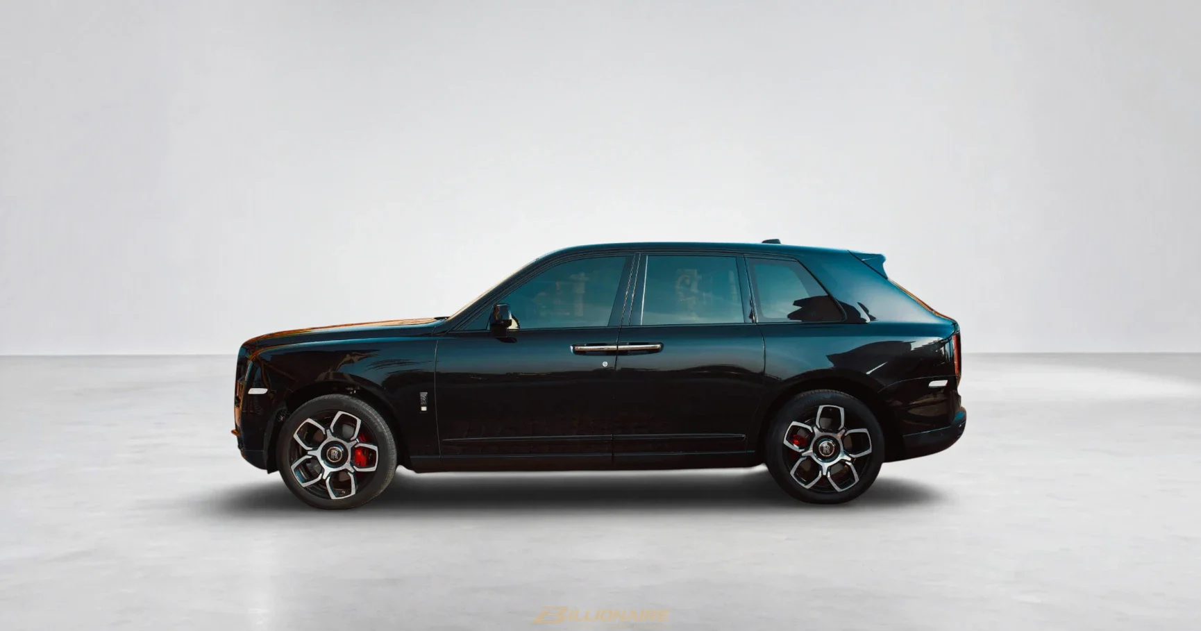 اجاره Rolls-Royce Cullinan Midnight Sapphire Blue در دبی – تصویر 4