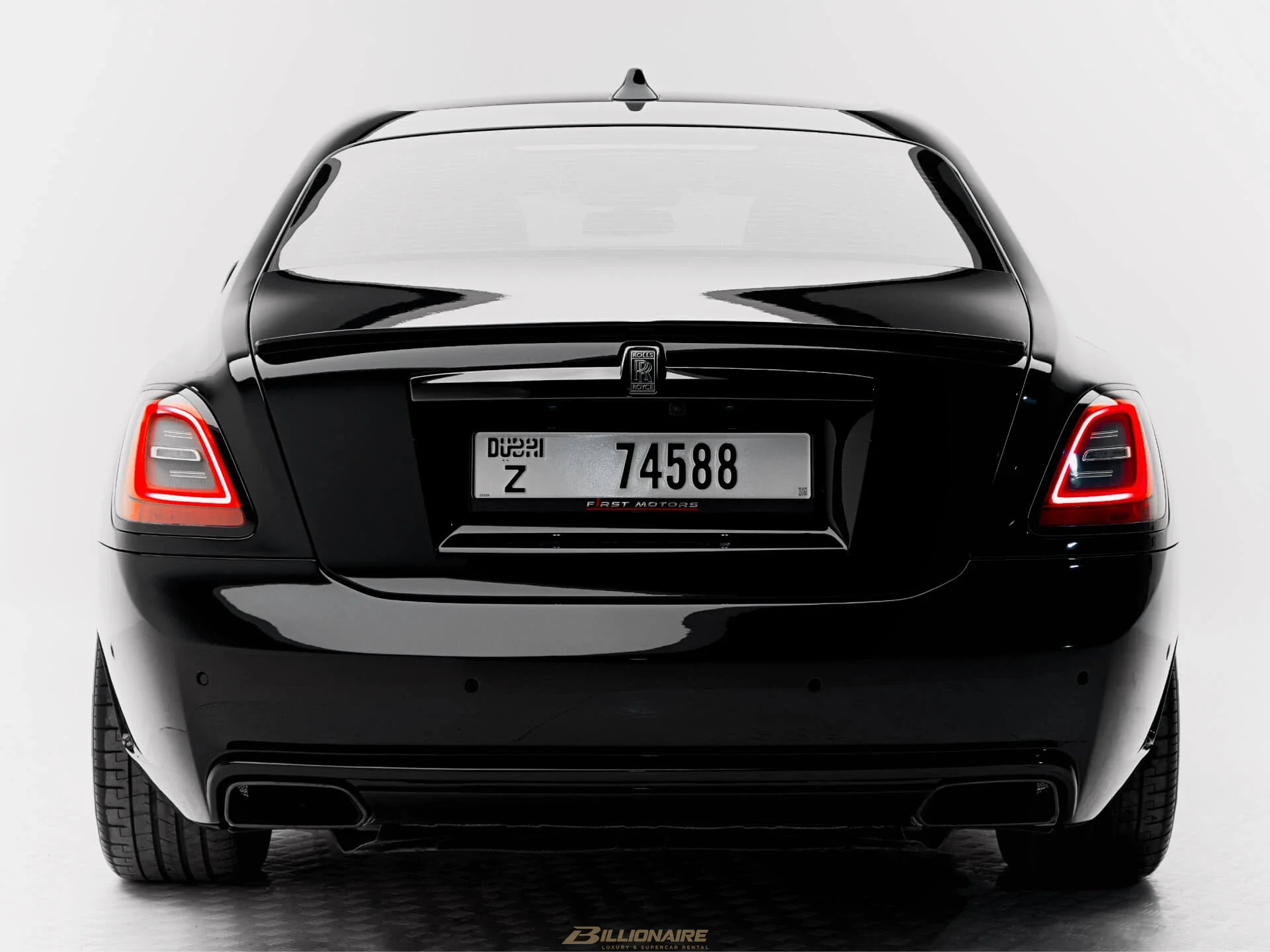 اجاره Rolls-Royce Ghost Novitec Edition Diamond Black در دبی – تصویر 3