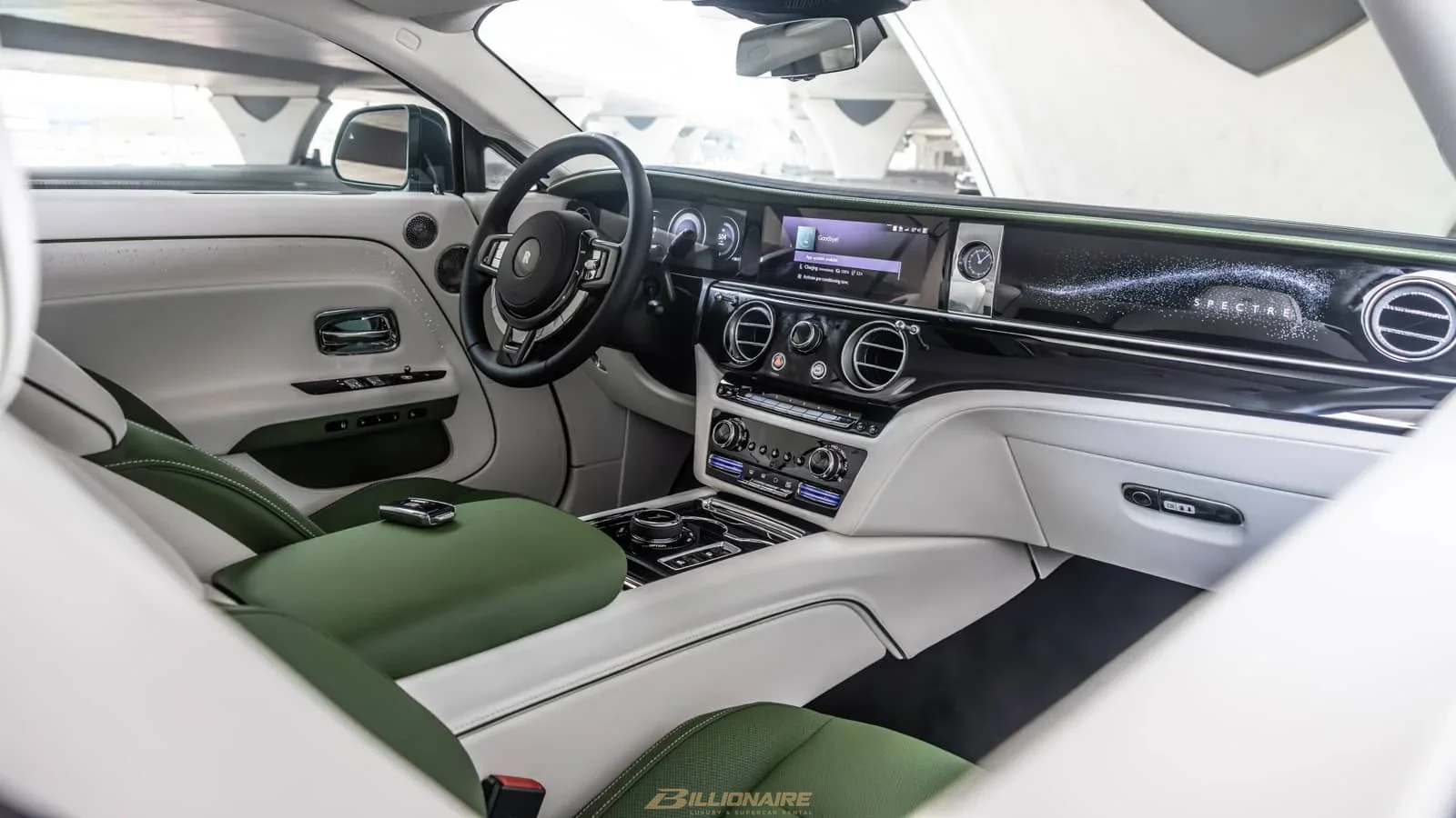اجاره Rolls-Royce Spectre Teal Green در دبی – تصویر 7