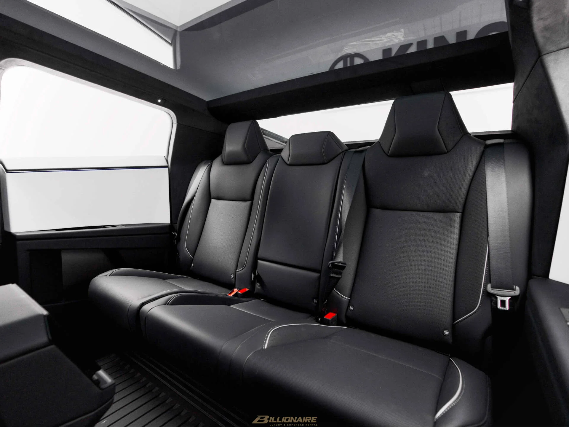 Tesla Cybertruck Cyberbeast Tri-Motor mieten in Dubai – Foto 5