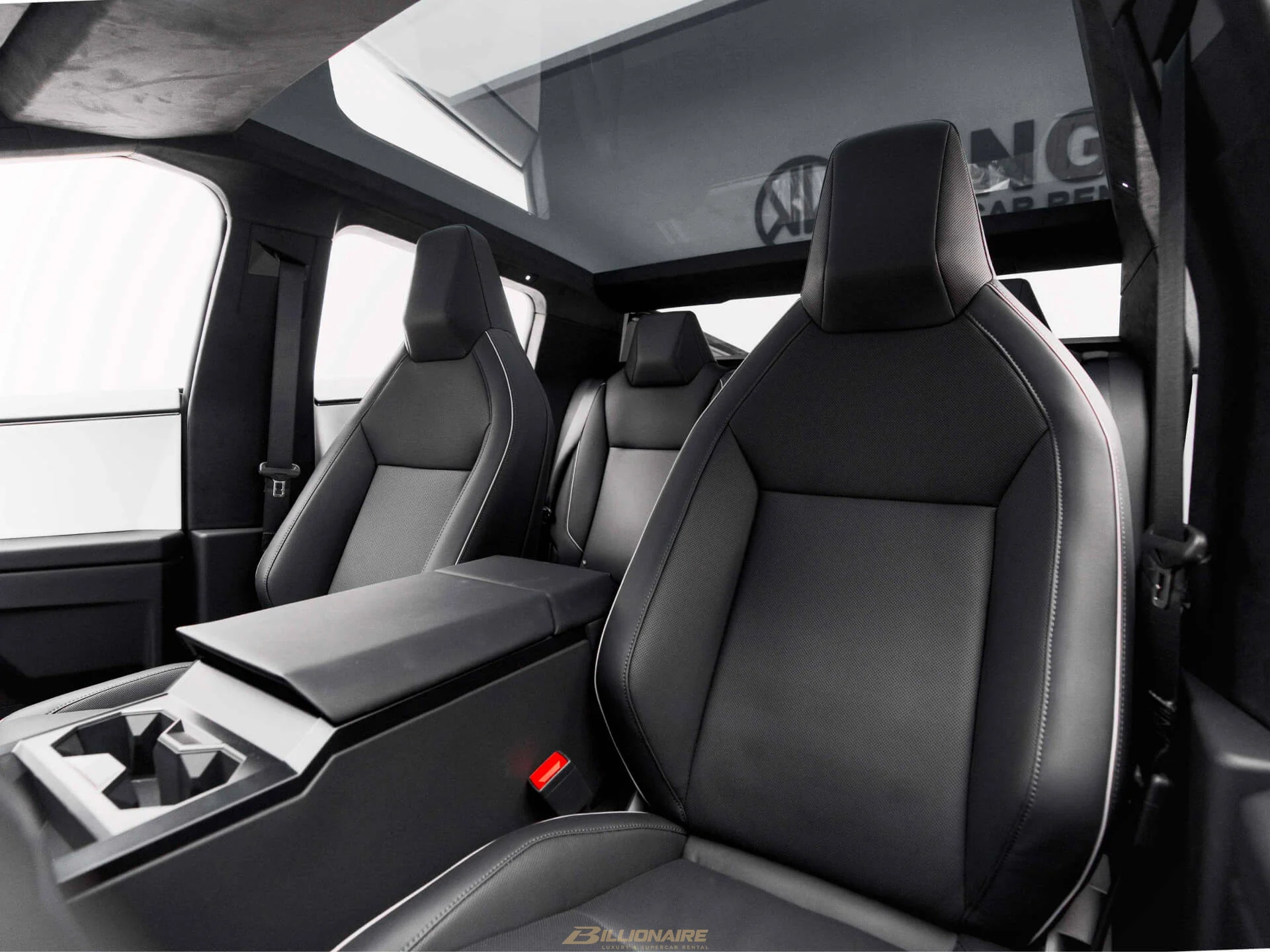 Tesla Cybertruck Cyberbeast Tri-Motor mieten in Dubai – Foto 6